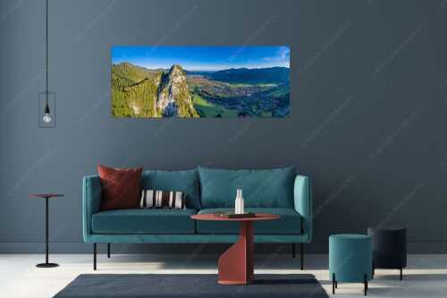 Blick am Kofel vorbei über Oberammergau zum Hörnle - Talwächter - Größe ca. 175x70cm, Seitenverhältnis 2,5:1 - Kofel mit Oberammergau - weitere Infos unter https://www.kriner-weiermann.de