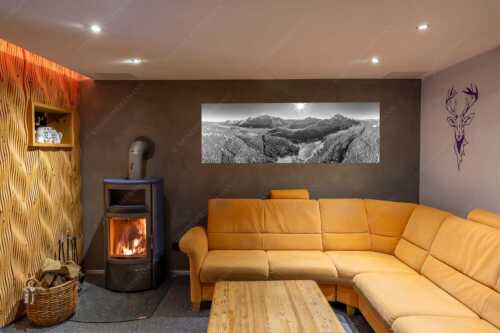 Blick auf Mittenwald am Karwendel und dem Lautersee am Wetterstein - Übern Lautersee - Größe ca. 180x60cm, Seitenverhältnis 3:1 - Mittenwald Karwendel und Wetterstein - weitere Infos unter https://www.kriner-weiermann.de