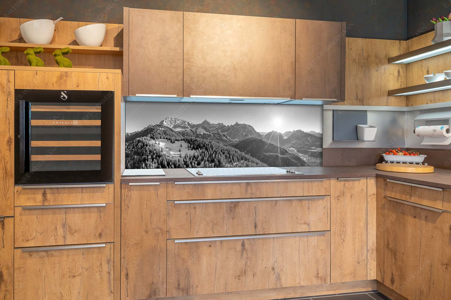 Übern Rehberg – Größe ca. 180x60cm, Seitenverhältnis 3:1 — Wörner Tiefkar und Karwendelkopf Blick über Rehbergalm ins Karwendel- und Wettersteingebirge - Übern Rehberg - Größe ca. 180x60cm, Seitenverhältnis 3:1 - Wörner Tiefkar und Karwendelkopf - weitere Infos unter https://www.kriner-weiermann.de