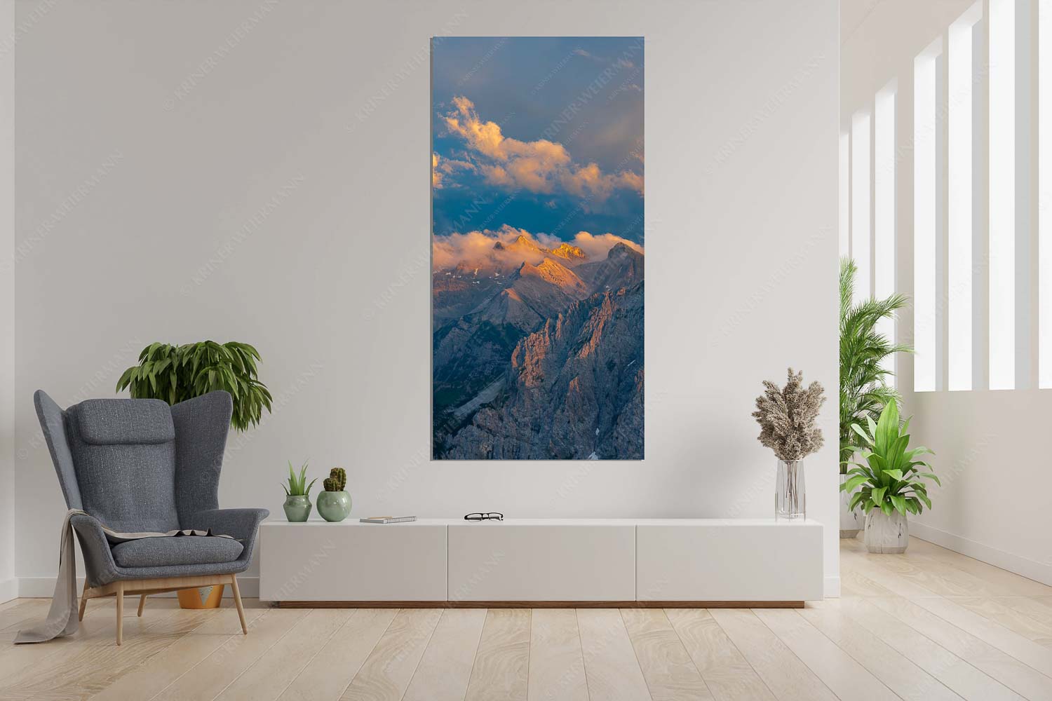 Umschwung – Größe ca. 90x180cm, Seitenverhältnis 1:2 — Seekarspitze im Karwendel Wetterwechsel an der Großen Seekarspitze im Karwendelgebirge - Umschwung - Größe ca. 90x180cm, Seitenverhältnis 1:2 - Seekarspitze im Karwendel - weitere Infos unter https://www.kriner-weiermann.de