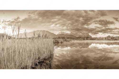 Sonnenaufgang am Barmsee mit Blick zum Karwendel und Wettersteingebirge - Utopia III - Seitenverhältnis 2:1 - Morgenstimmung am Barmsee - weitere Infos unter https://www.kriner-weiermann.de