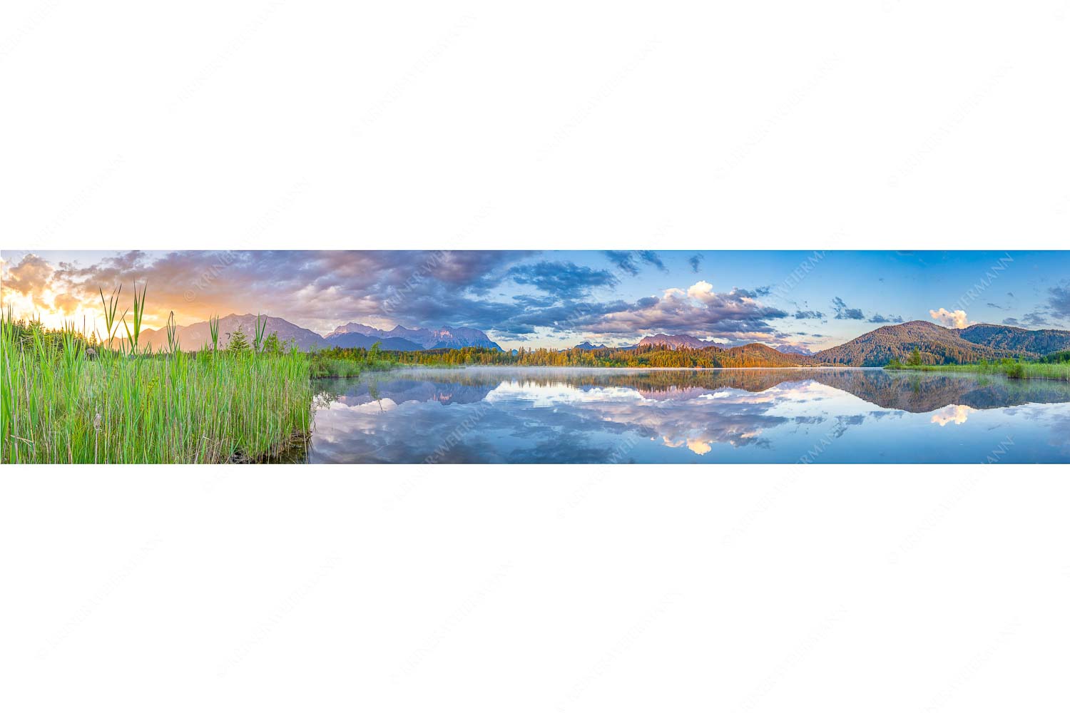 Sonnenaufgang am Barmsee mit Blick zum Karwendel und Wettersteingebirge