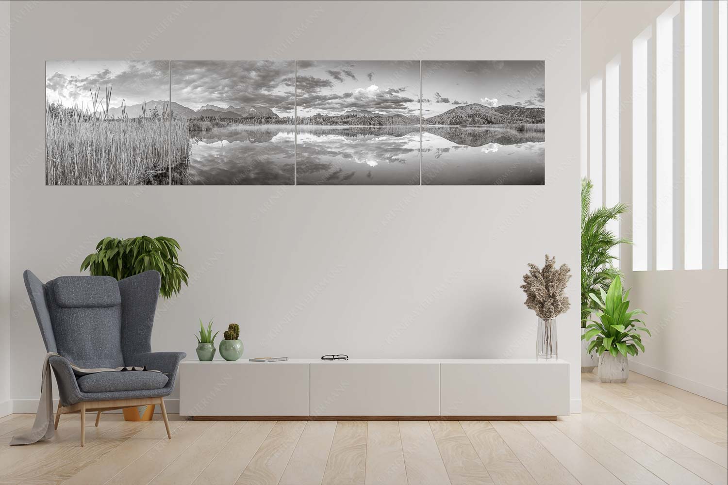 Utopia III – 4er Split, Größe ca. 280x70cm, Seitenverhältnis 4:1 — Morgenstimmung am Barmsee Sonnenaufgang am Barmsee mit Blick zum Karwendel und Wettersteingebirge - Utopia III - 4er Split, Größe ca. 280x70cm, Seitenverhältnis 4:1 - Morgenstimmung am Barmsee - weitere Infos unter https://www.kriner-weiermann.de