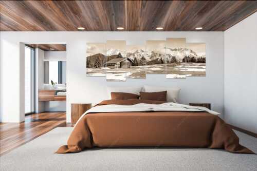 Letzte Schneereste auf den Wiesen und das Karwendelgebirge im Hintergrund - Viel ist nicht mehr übrig - 6er Split, Größe ca. 280x112cm, Seitenverhältnis 2,5:1 - Heustadel und Karwendel - weitere Infos unter https://www.kriner-weiermann.de