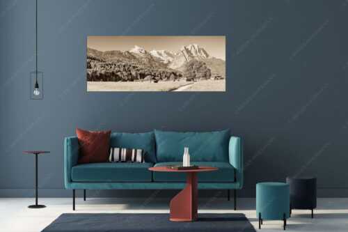 Blick über den Hammersbacherweg auf die Alpspitze und Waxensteine im Wettersteingebirge - Wahrzeichen - Größe ca. 175x70cm, Seitenverhältnis 2,5:1 - Garmisch-Partenkirchen mit Alpspitze - weitere Infos unter https://www.kriner-weiermann.de