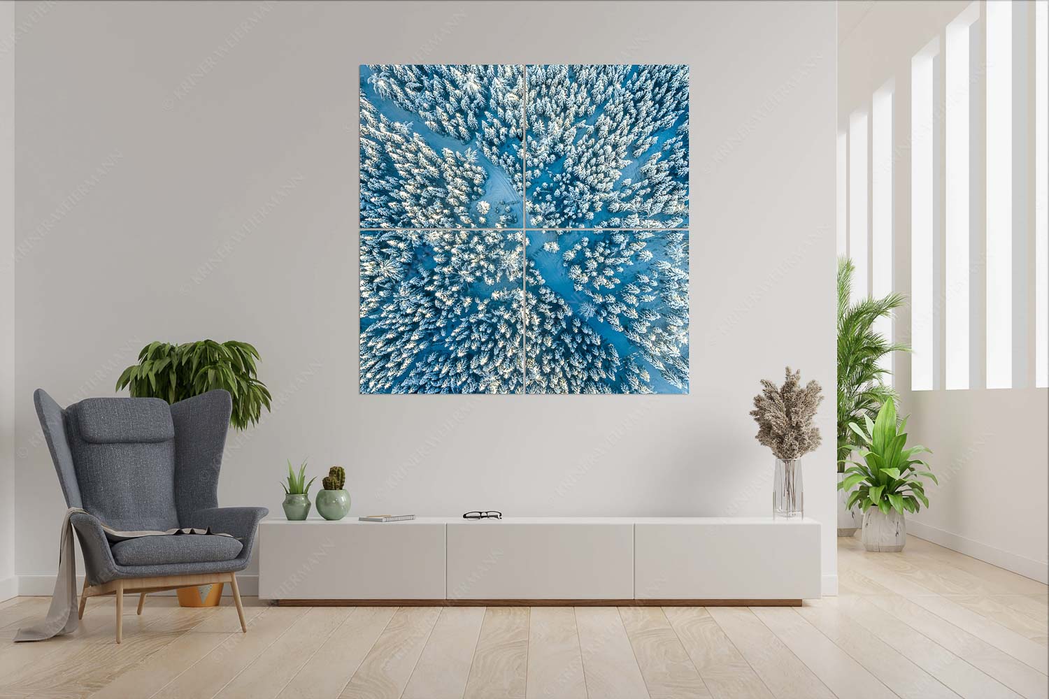 Waldeinblicke – 4er Split, Größe ca. 180x180cm, Seitenverhältnis 1:1 — Winterwald von Oben Draufsicht Blick auf Weg durch den stark verschneiten Wald bei Krün - Waldeinblicke - 4er Split, Größe ca. 180x180cm, Seitenverhältnis 1:1 - Winterwald von Oben Draufsicht - weitere Infos unter https://www.kriner-weiermann.de