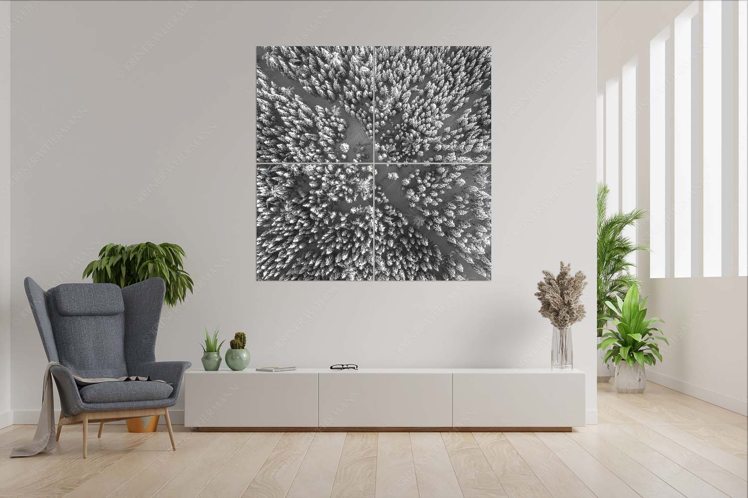 Waldeinblicke – 4er Split, Größe ca. 180x180cm, Seitenverhältnis 1:1 — Winterwald von Oben Draufsicht Blick auf Weg durch den stark verschneiten Wald bei Krün - Waldeinblicke - 4er Split, Größe ca. 180x180cm, Seitenverhältnis 1:1 - Winterwald von Oben Draufsicht - weitere Infos unter https://www.kriner-weiermann.de