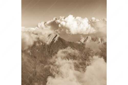 Blick vom Jubiläumsgrat zum Hochwanner im Wettersteingebirge - Wanner - Seitenverhältnis 1:1 - Hochwanner im Wetterstein - weitere Infos unter https://www.kriner-weiermann.de