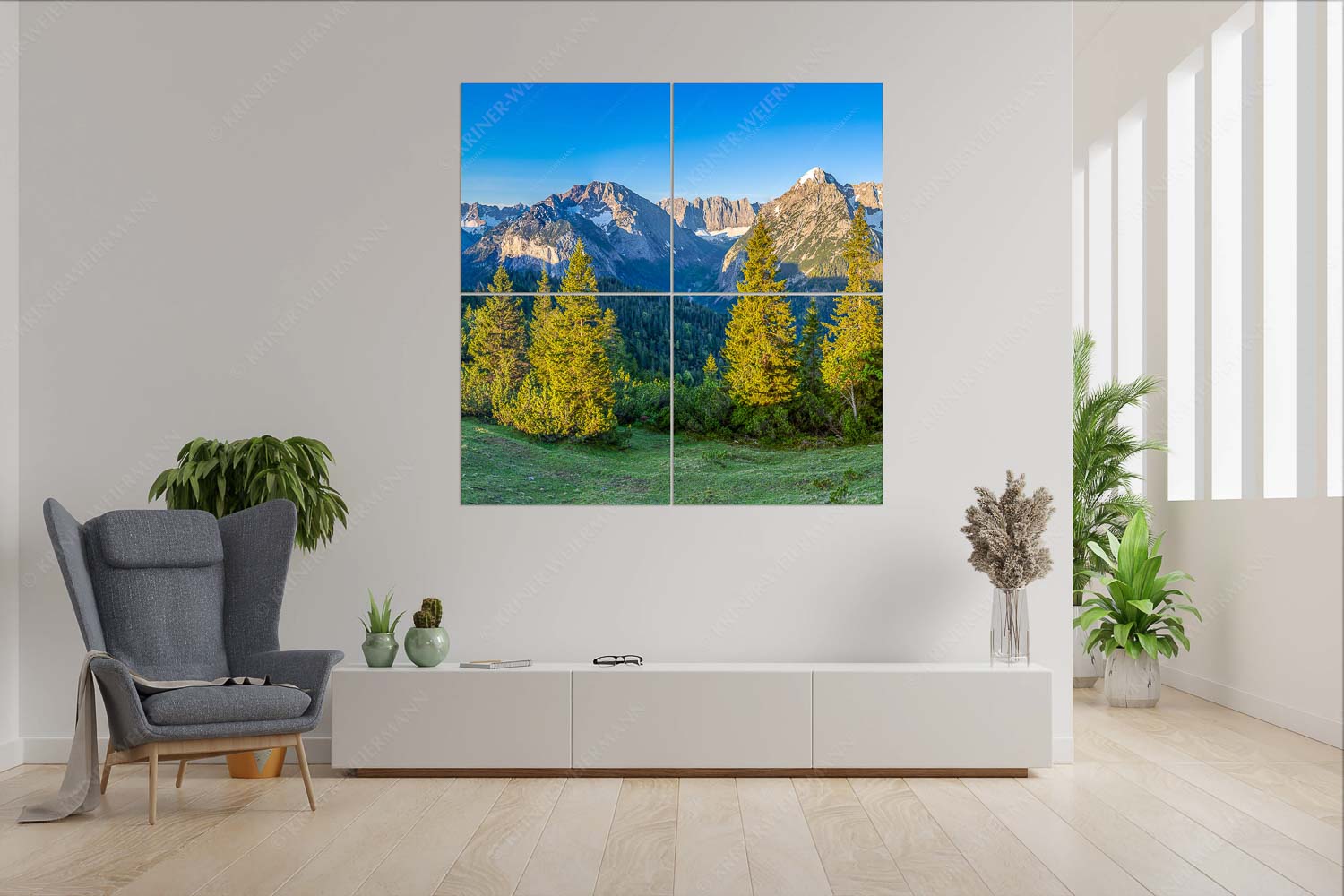 Warmes Morgenlicht – 4er Split, Größe ca. 180x180cm, Seitenverhältnis 1:1 — Gamsjoch und Falken im Karwendel Blick durchs Laliderertal im Karwendelgebirge - Warmes Morgenlicht - 4er Split, Größe ca. 180x180cm, Seitenverhältnis 1:1 - Gamsjoch und Falken im Karwendel - weitere Infos unter https://www.kriner-weiermann.de