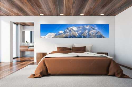 Blick auf das Karwendel mit der Viererspitze von Mittenwald - Wenig Schnee - Größe ca. 300x60cm, Seitenverhältnis 5:1 - Karwendelblick von Mittenwald - weitere Infos unter https://www.kriner-weiermann.de
