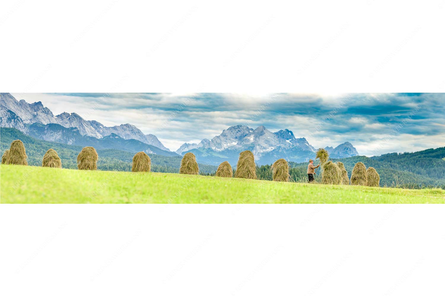 Stanker vor Zugspitzmassiv mit Hochblassen, Alpspitze, Zugspitze und Waxenstein