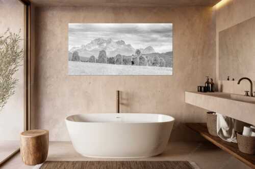 Stanker vor Zugspitzmassiv mit Hochblassen, Alpspitze, Zugspitze und Waxenstein - Wia friahra - Größe ca. 180x90cm, Seitenverhältnis 2:1 - Heuarbeit Heustankern - weitere Infos unter https://www.kriner-weiermann.de