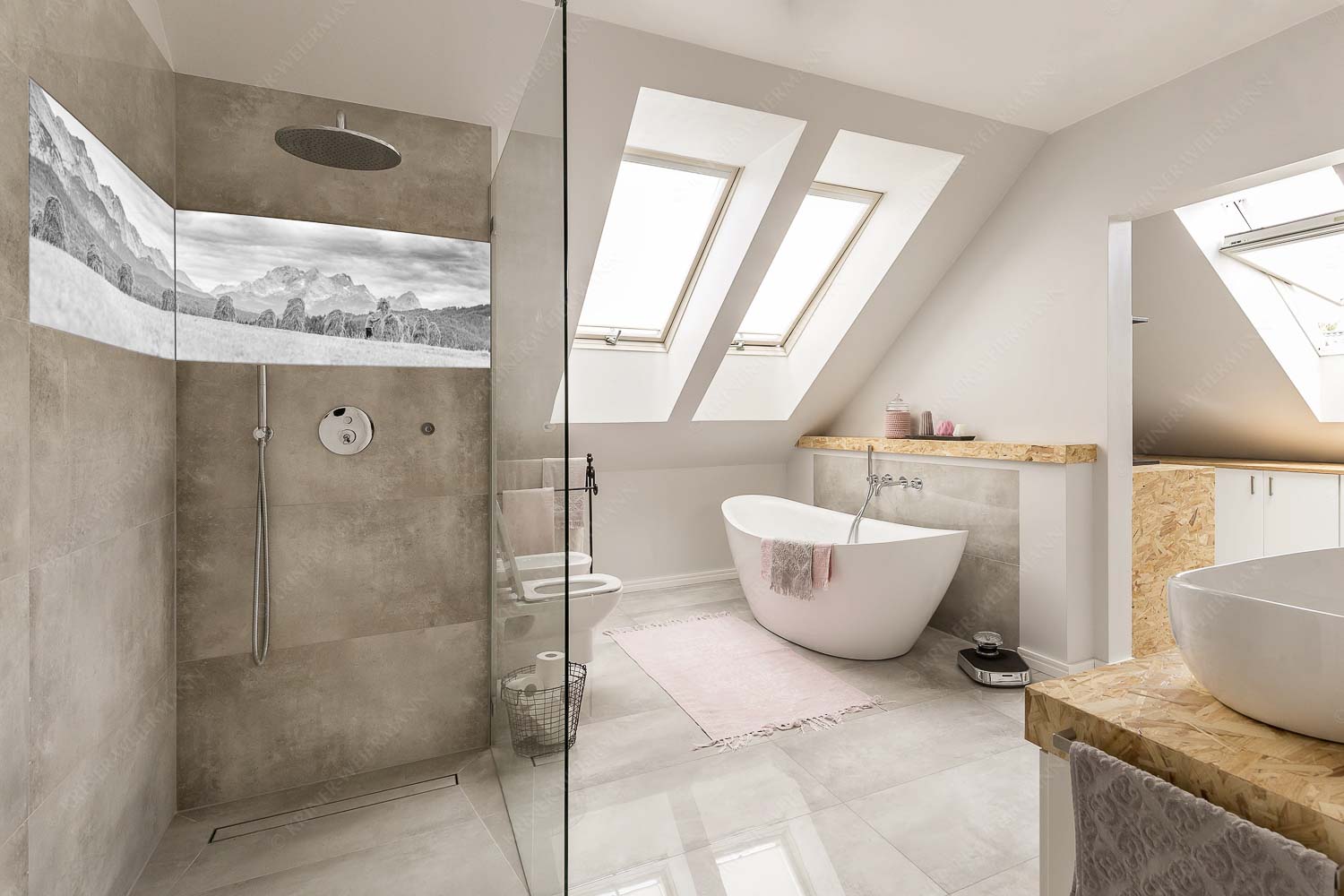 Wia friahra – LED-Leuchtbild – 2-Teilig, Größe ca. 240x60cm, Seitenverhältnis 4:1 — Heuarbeit Heustankern Stanker vor Zugspitzmassiv mit Hochblassen, Alpspitze, Zugspitze und Waxenstein - Wia friahra - LED-Leuchtbild - 2-Teilig, Größe ca. 240x60cm, Seitenverhältnis 4:1 - Heuarbeit Heustankern - weitere Infos unter https://www.kriner-weiermann.de