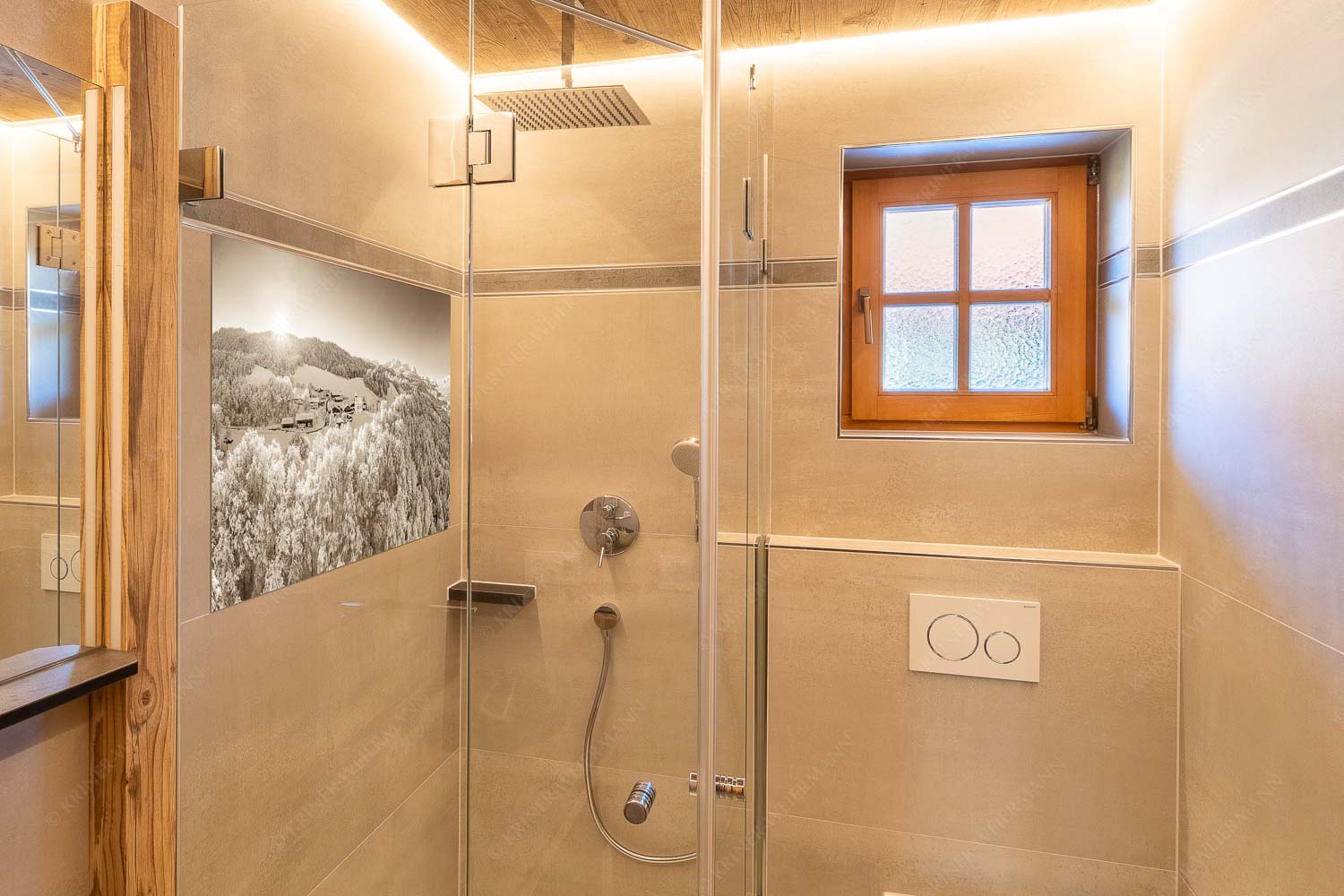 Winterliches Wamberg – Größe ca. 120x80cm, Seitenverhältnis 3:2 — Wetterstein und Zugspitzmassiv Blick über die Ortschaft Wamberg zum Zugspitzmassiv im Wetterstein - Winterliches Wamberg - Größe ca. 120x80cm, Seitenverhältnis 3:2 - Wetterstein und Zugspitzmassiv - weitere Infos unter https://www.kriner-weiermann.de