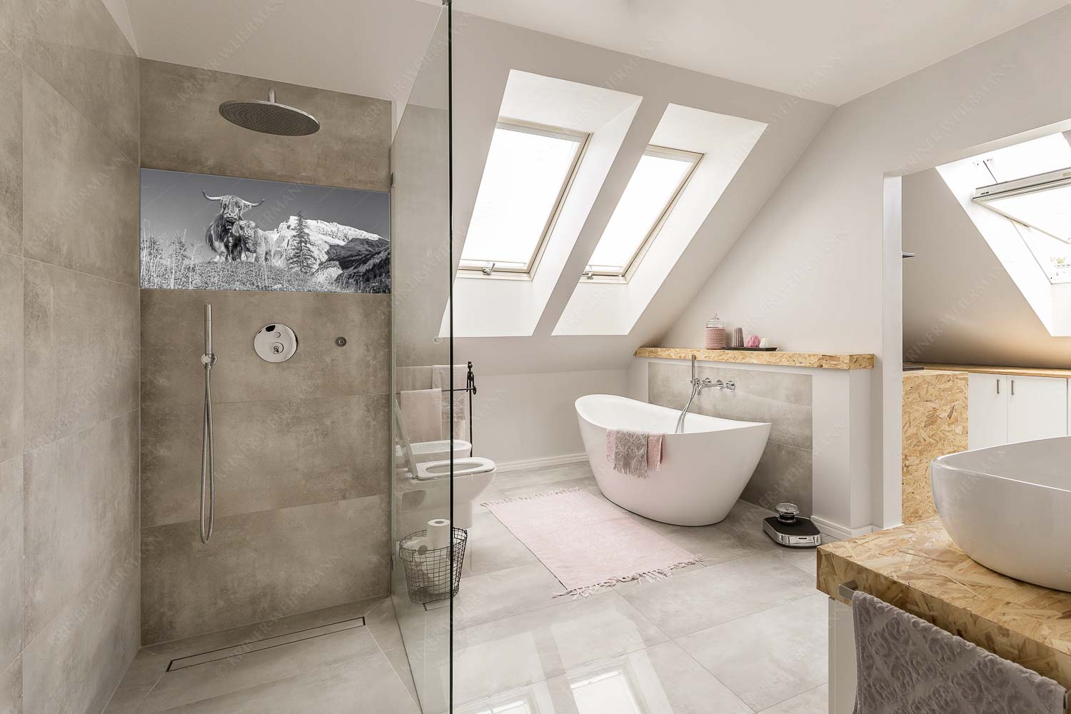 Wir gehören zam – Größe ca. 100x50cm, Seitenverhältnis 2:1 — Schottisches Hochlandrind mit Kalb Schottische Hochlandrinder am Halleranger mit Speckkarspitze im Karwendelgebirge - Wir gehören zam - Größe ca. 100x50cm, Seitenverhältnis 2:1 - Schottisches Hochlandrind mit Kalb - weitere Infos unter https://www.kriner-weiermann.de