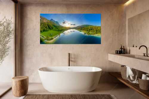 Blick über den Ferchensee zum Sonnenuntergang am Wettersteingebirge - Wohltuend - Größe ca. 180x90cm, Seitenverhältnis 2:1 - Ferchensee mit Wetterstein - weitere Infos unter https://www.kriner-weiermann.de