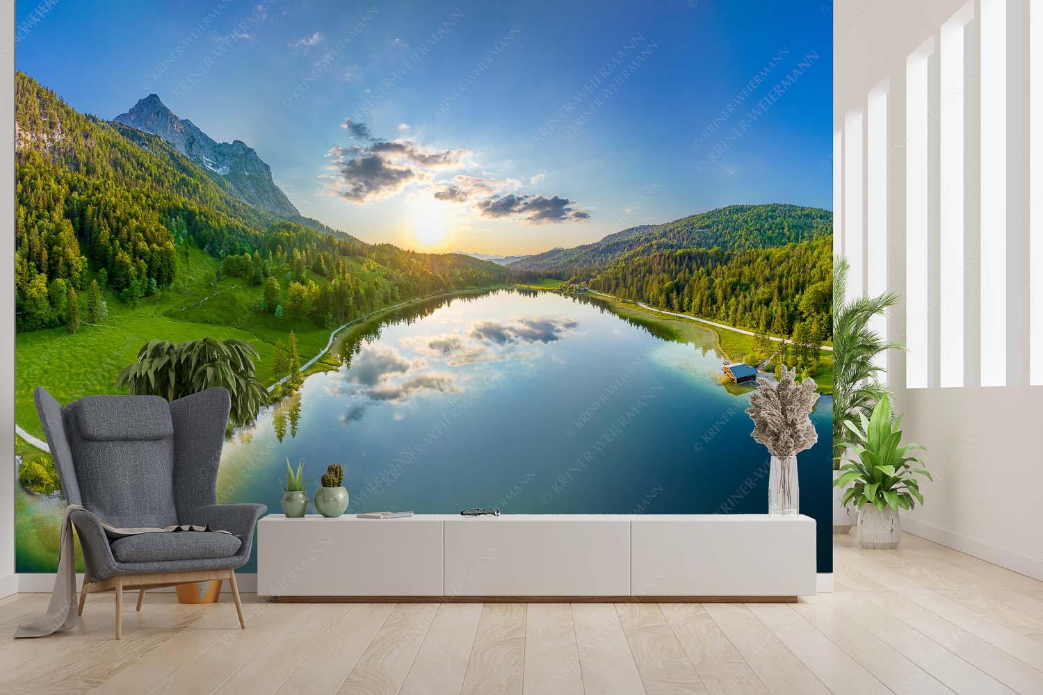 Wohltuend – Größe ca. 300x200cm, Seitenverhältnis 3:2 — Ferchensee mit Wetterstein Blick über den Ferchensee zum Sonnenuntergang am Wettersteingebirge - Wohltuend - Größe ca. 300x200cm, Seitenverhältnis 3:2 - Ferchensee mit Wetterstein - weitere Infos unter https://www.kriner-weiermann.de