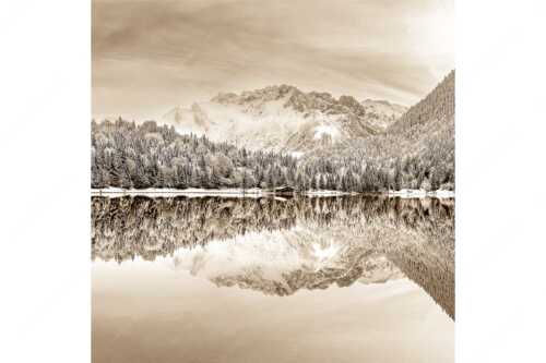 Das Karwendelgebirge spiegelt sich im Ferchensee - Zuckerspiegel - Seitenverhältnis 1:1 - Ferchensee und Karwendel - weitere Infos unter https://www.kriner-weiermann.de