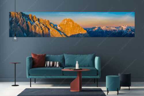 Vollmondaufgang zwischen der Westlichen- und Östlichen Öfelekopfspitze im Wetterstein - Zwischen den Öfelen - Größe ca. 350x70cm, Seitenverhältnis 5 - Öfelekopfspitzen im Wetterstein - weitere Infos unter https://www.kriner-weiermann.de