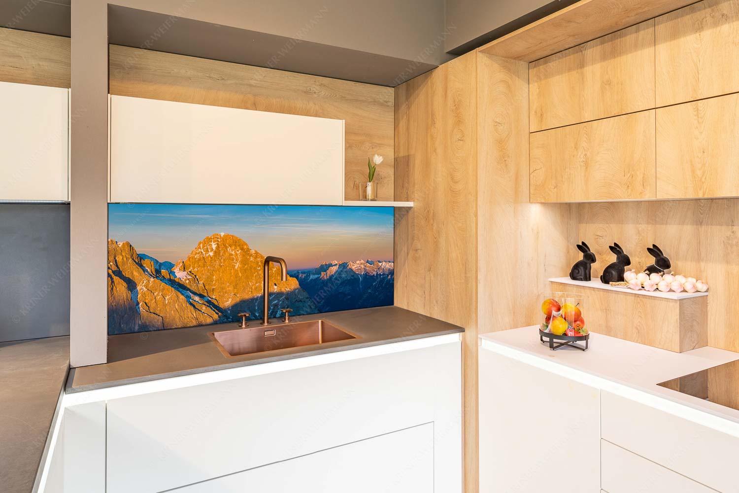 Zwischen den Öfelen – Größe ca. 150x60cm, Seitenverhältnis 2,5:1 — Öfelekopfspitzen im Wetterstein Vollmondaufgang zwischen der Westlichen- und Östlichen Öfelekopfspitze im Wetterstein - Zwischen den Öfelen - Größe ca. 150x60cm, Seitenverhältnis 2,5:1 - Öfelekopfspitzen im Wetterstein - weitere Infos unter https://www.kriner-weiermann.de