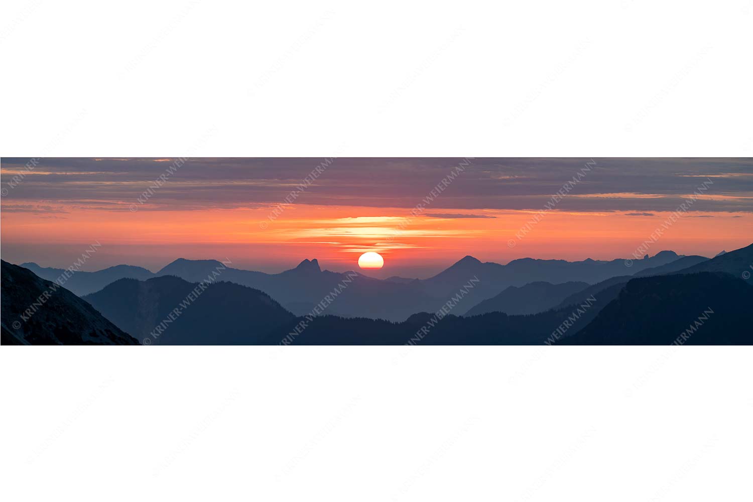 Feuerball – Seitenverhältnis 4:1 — Sonnenaufgang mit Ross- und Buchstein Herrlicher Sonnenaufgang über den Bayerischen Voralpen