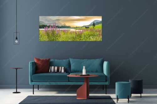 Wetterbesserung nach einem Gewitterregen am Geroldsee - Gewöhnlicher Blutweiderich - Wandbild - Größe ca. 175x70cm, Seitenverhältnis 2,5:1 - Geroldsee mit Zugspitze - weitere Infos unter https://www.kriner-weiermann.de