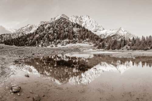 Fönige Morgenstimmung an der Fereineralm zwischen Soiern- und Karwendelgebirge - Klare Kante - Seitenverhältnis 3:2 - Fereineralm im Karwendel - weitere Infos unter https://www.kriner-weiermann.de