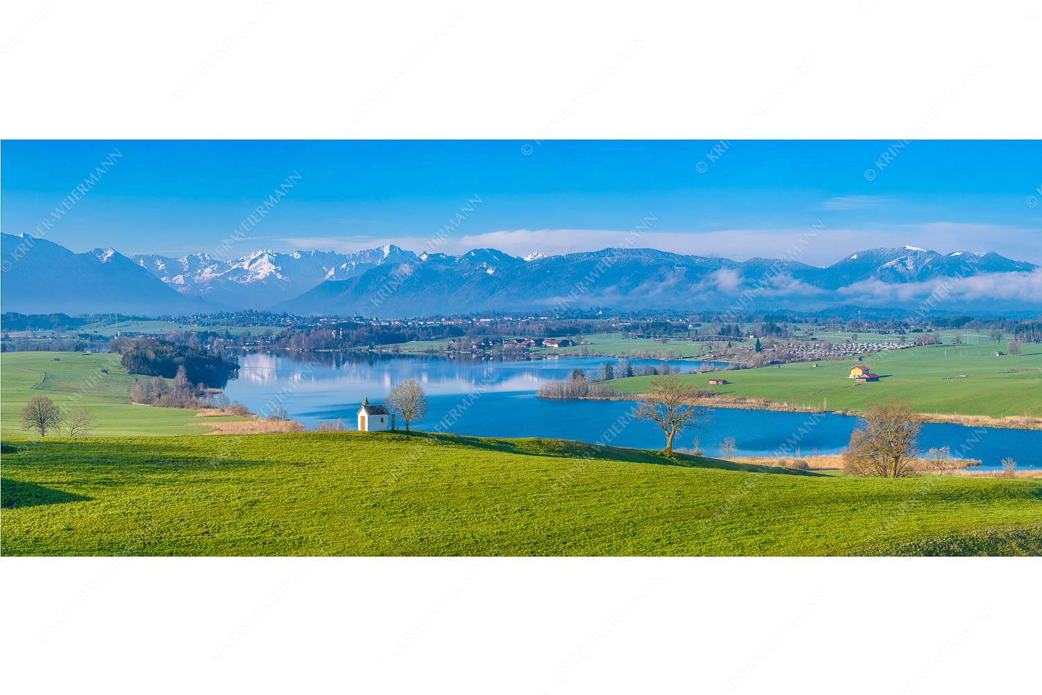 Blick über den Riegsee zum Estergebirge, Wetterstein und Ammergauer Bergen