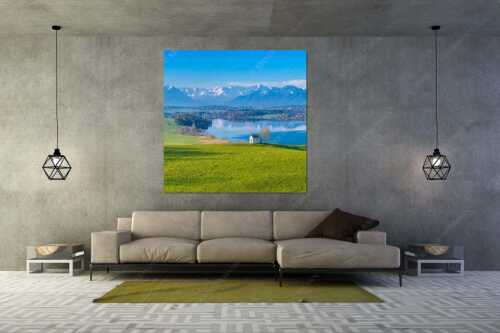 Blick über den Riegsee zum Estergebirge, Wetterstein und Ammergauer Bergen - Frühlingsgöttin Ostara - Wandbild - Größe ca. 160x160cm, Seitenverhältnis 1:1 - Mesnerhauskapelle Aidling - weitere Infos unter https://www.kriner-weiermann.de