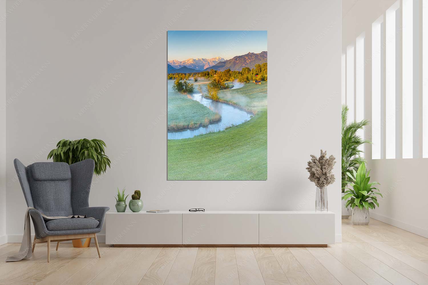 Ramsachschleife II – Wandbild – Größe ca. 120x180cm, Seitenverhältnis 2:3 — Ramsach Murnau Ramsach bei Murnau mit Blick zum Estergebirge, Wetterstein und den Ammergauern Alpen - Ramsachschleife II - Wandbild - Größe ca. 120x180cm, Seitenverhältnis 2:3 - Ramsach Murnau - weitere Infos unter https://www.kriner-weiermann.de