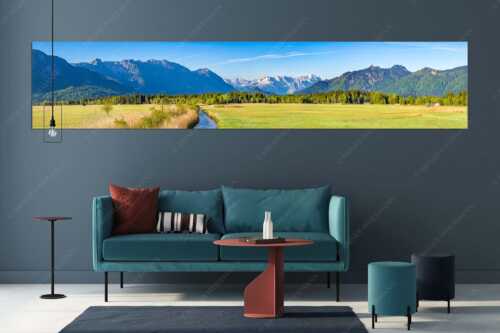 Blick über das Murnauer Moos durchs Loisachtal zum Zugspitzmassiv - Stille Linie - Wandbild - Größe ca. 350x70cm, Seitenverhältnis 5:1 - Murnauer Moos Loisachtal - weitere Infos unter https://www.kriner-weiermann.de