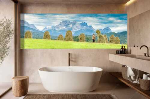 Stanker vor Zugspitzmassiv mit Hochblassen, Alpspitze, Zugspitze und Waxenstein - Wia friahra - Wandbild - Größe ca. 300x100cm, Seitenverhältnis 3:1 - Heuarbeit Heustankern - weitere Infos unter https://www.kriner-weiermann.de