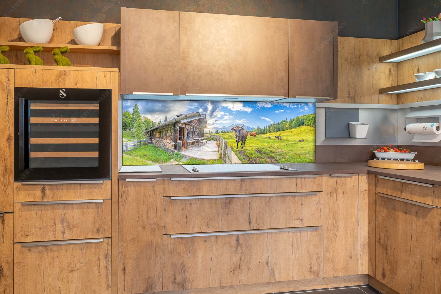 Almbiente – Küchenrückwand – Größe ca. 180x60cm, Seitenverhältnis 3:1 — Mittenwald Alm Buckelwiesen Karwendel Malerische Almhütte bei Mittenwald mit Karwendel - Almbiente - Küchenrückwand - Größe ca. 180x60cm, Seitenverhältnis 3:1 - Mittenwald Alm Buckelwiesen Karwendel - weitere Infos unter https://www.kriner-weiermann.de