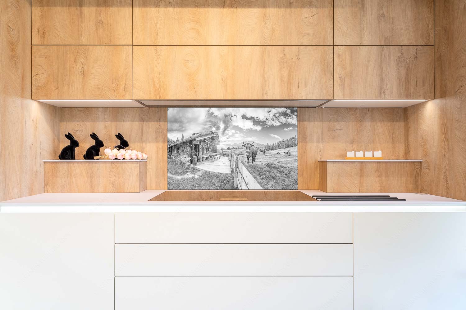 Almbiente – Küchenspiegel – Größe ca. 90x60cm, Seitenverhältnis 3:2 — Mittenwald Alm Buckelwiesen Karwendel Malerische Almhütte bei Mittenwald mit Karwendel - Almbiente - Küchenspiegel - Größe ca. 90x60cm, Seitenverhältnis 3:2 - Mittenwald Alm Buckelwiesen Karwendel - weitere Infos unter https://www.kriner-weiermann.de