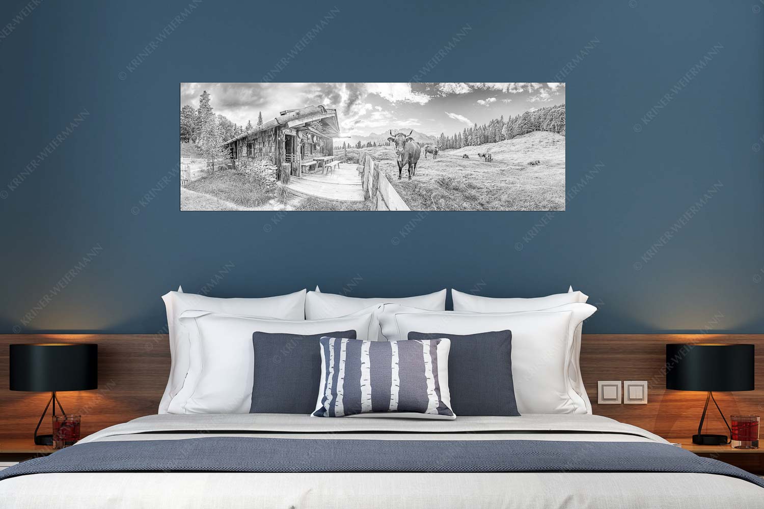 Almbiente – Wandbild – Größe ca. 180x60cm, Seitenverhältnis 3:1 — Mittenwald Alm Buckelwiesen Karwendel Malerische Almhütte bei Mittenwald mit Karwendel - Almbiente - Wandbild - Größe ca. 180x60cm, Seitenverhältnis 3:1 - Mittenwald Alm Buckelwiesen Karwendel - weitere Infos unter https://www.kriner-weiermann.de