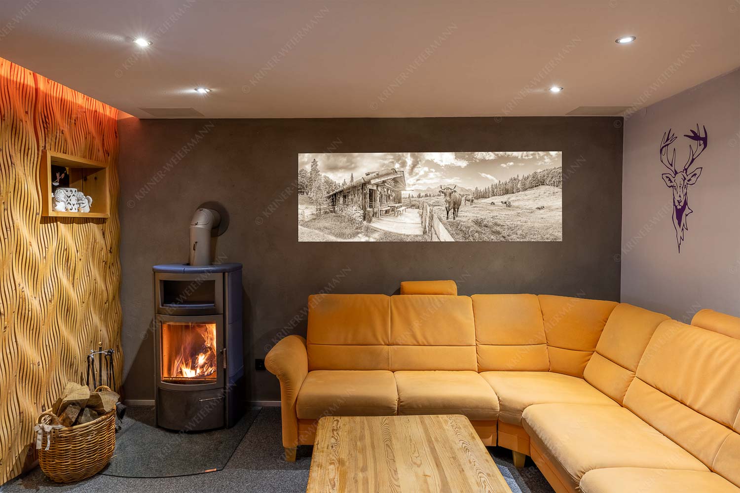 Malerische Almhütte bei Mittenwald mit Karwendel - Almbiente - Wandbild - Größe ca. 180x60cm, Seitenverhältnis 3:1 - Mittenwald Alm Buckelwiesen Karwendel - weitere Infos unter https://www.kriner-weiermann.de