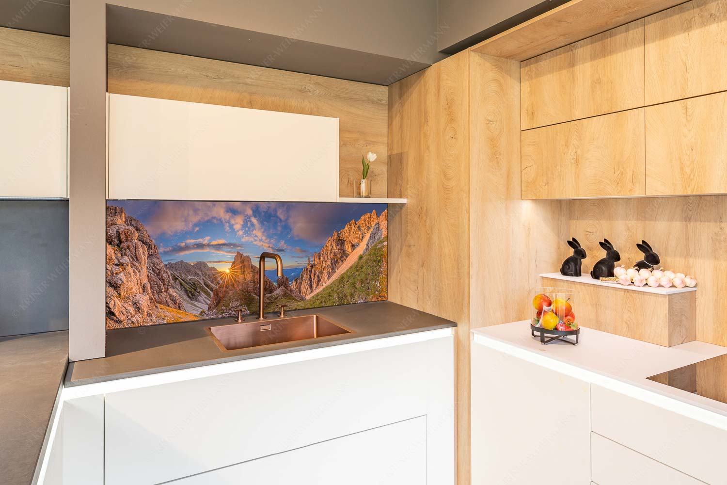 Leuchttürme – Küchenrückwand – Größe ca. 150x60cm, Seitenverhältnis 2,5:1 — Sonnenuntergang im Soierngebirge Letzte Sonnenstrahlen im Bereich der Schöttlkarspitze - Leuchttürme - Küchenrückwand - Größe ca. 150x60cm, Seitenverhältnis 2,5:1 - Sonnenuntergang im Soierngebirge - weitere Infos unter https://www.kriner-weiermann.de