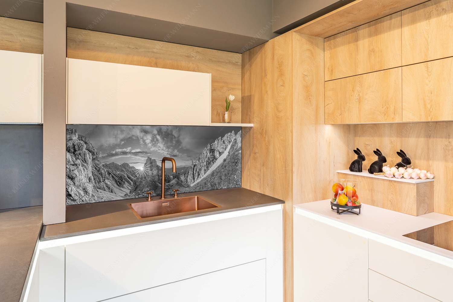 Leuchttürme – Küchenrückwand – Größe ca. 150x60cm, Seitenverhältnis 2,5:1 — Sonnenuntergang im Soierngebirge Letzte Sonnenstrahlen im Bereich der Schöttlkarspitze - Leuchttürme - Küchenrückwand - Größe ca. 150x60cm, Seitenverhältnis 2,5:1 - Sonnenuntergang im Soierngebirge - weitere Infos unter https://www.kriner-weiermann.de