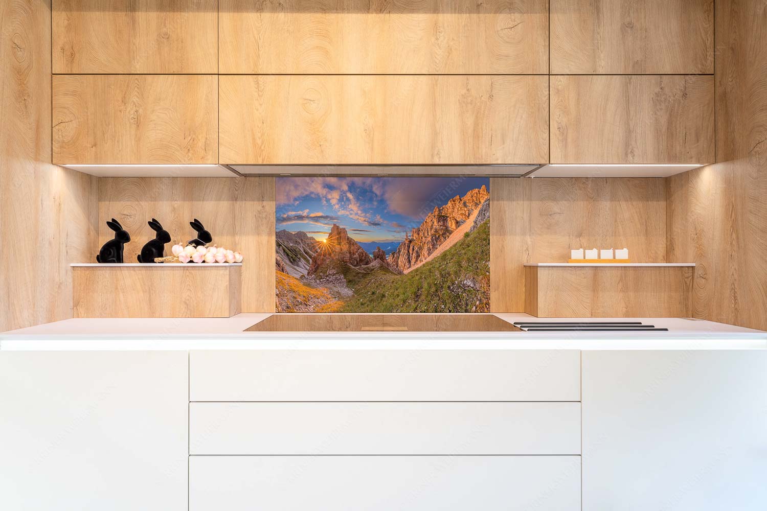 Leuchttürme – Küchenspiegel – Größe ca. 90x60cm, Seitenverhältnis 3:2 — Sonnenuntergang im Soierngebirge Letzte Sonnenstrahlen im Bereich der Schöttlkarspitze - Leuchttürme - Küchenspiegel - Größe ca. 90x60cm, Seitenverhältnis 3:2 - Sonnenuntergang im Soierngebirge - weitere Infos unter https://www.kriner-weiermann.de