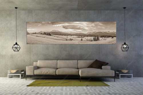 Erstes Sonnenlicht am Zugspitzmassiv - Wunderbares Werdenfels - Wandbild - Größe ca. 320x80cm, Seitenverhältnis 4:1 - Karwendel Wetterstein und Estergebirge - weitere Infos unter https://www.kriner-weiermann.de