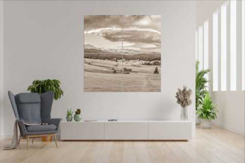 Erstes Sonnenlicht am Zugspitzmassiv - Wunderbares Werdenfels - Wandbild - 4er Split, Größe ca. 180x180cm, Seitenverhältnis 1:1 - Karwendel Wetterstein und Estergebirge - weitere Infos unter https://www.kriner-weiermann.de