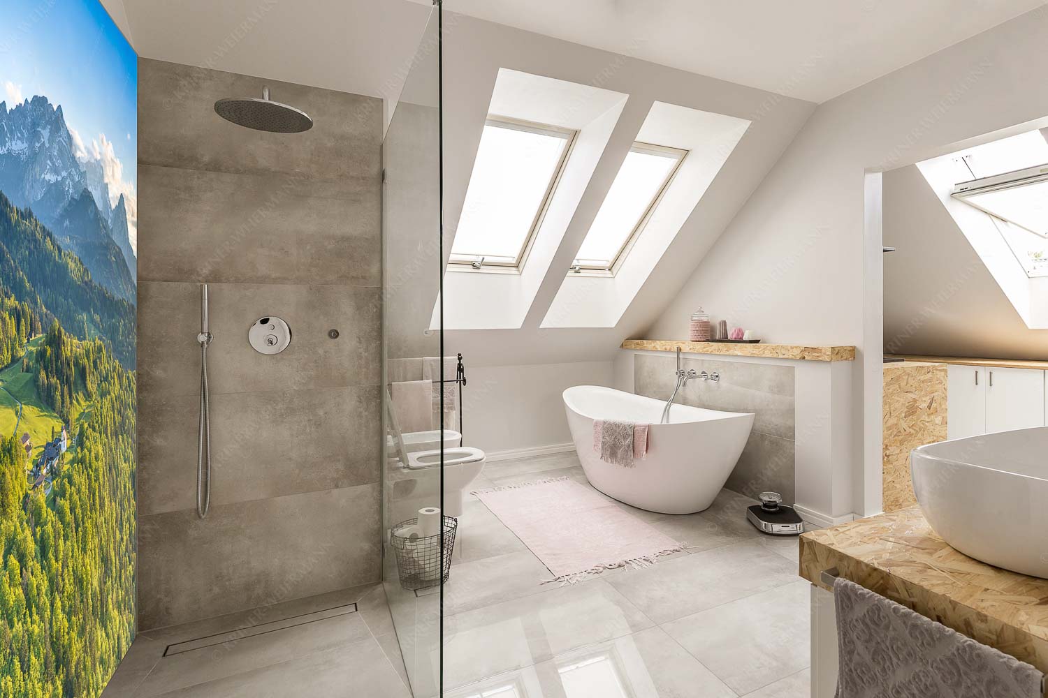 Alpendorf – LED-Leuchtbild – Größe ca. 150x225cm, Seitenverhältnis 2:3 — Wamberg mit Wetterstein Blick über die Ortschaft Wamberg zum Zugspitzmassiv im Wettersteingebirge - Alpendorf - LED-Leuchtbild - Größe ca. 150x225cm, Seitenverhältnis 2:3 - Wamberg mit Wetterstein - weitere Infos unter https://www.kriner-weiermann.de