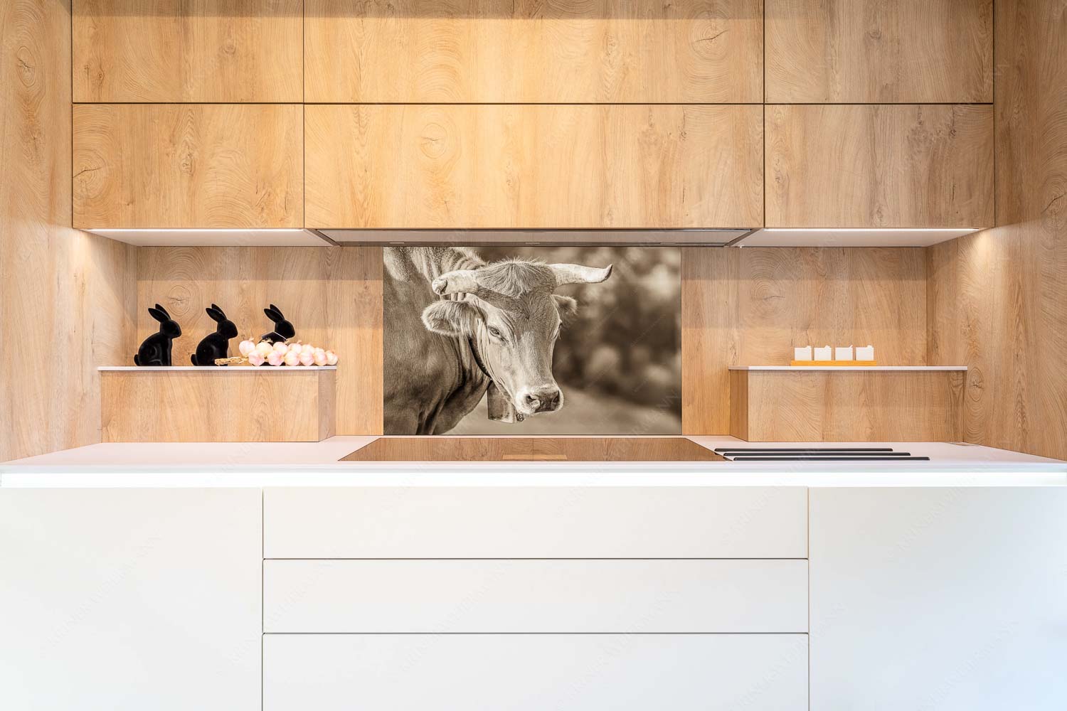 Der Meister – Küchenspiegel – Größe ca. 90x60cm, Seitenverhältnis 3:2 — Murnau Werdenfelser Rind Porträt eines Murnau-Werdenfelser Ochsen im Estergebirge - Der Meister - Küchenspiegel - Größe ca. 90x60cm, Seitenverhältnis 3:2 - Murnau Werdenfelser Rind - weitere Infos unter https://www.kriner-weiermann.de