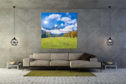 Das Rontal mit dem Stock der Östlichen Karwendelspitze - Extravaganz - Wandbild - Größe ca. 160x160cm, Seitenverhältnis 1:1 - Herbstfärbung im Karwendel - weitere Infos unter https://www.kriner-weiermann.de