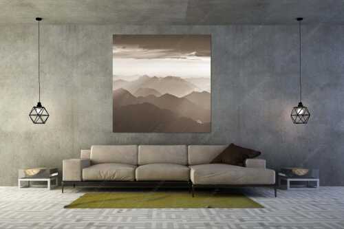 Blick von der Zugspitze über Thannheimer Berge in den Sonnenuntergang - Shining - Wandbild - Größe ca. 160x160cm, Seitenverhältnis 1: - Silhouetten Abendstimmung auf der Zugspitze - weitere Infos unter https://www.kriner-weiermann.de