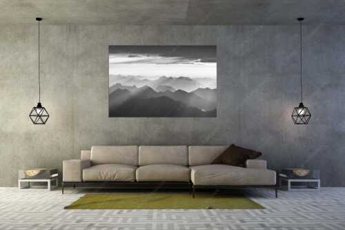 Blick von der Zugspitze über Thannheimer Berge in den Sonnenuntergang - Shining - Wandbild - Größe ca. 180x120cm, Seitenverhältnis 3: - Silhouetten Abendstimmung auf der Zugspitze - weitere Infos unter https://www.kriner-weiermann.de