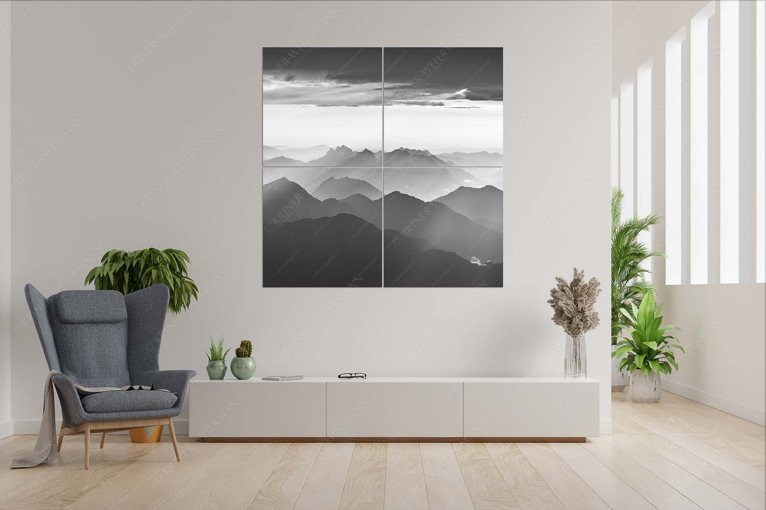 Shining – Wandbild – 4er Split, Größe ca. 180x180cm, Seitenverhältnis 1:1 — Silhouetten Abendstimmung auf der Zugspitze Blick von der Zugspitze über Thannheimer Berge in den Sonnenuntergang - Shining - Wandbild - 4er Split, Größe ca. 180x180cm, Seitenverhältnis 1:1 - Silhouetten Abendstimmung auf der Zugspitze - weitere Infos unter https://www.kriner-weiermann.de