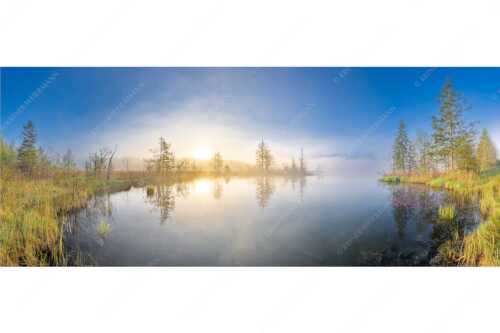 Blick über den Barmsee zum Sonnenaufgang im Soierngebirge - Barmseenebel - Seitenverhältnis 2,5:1 - Barmsee Krün - weitere Infos unter https://www.kriner-weiermann.de