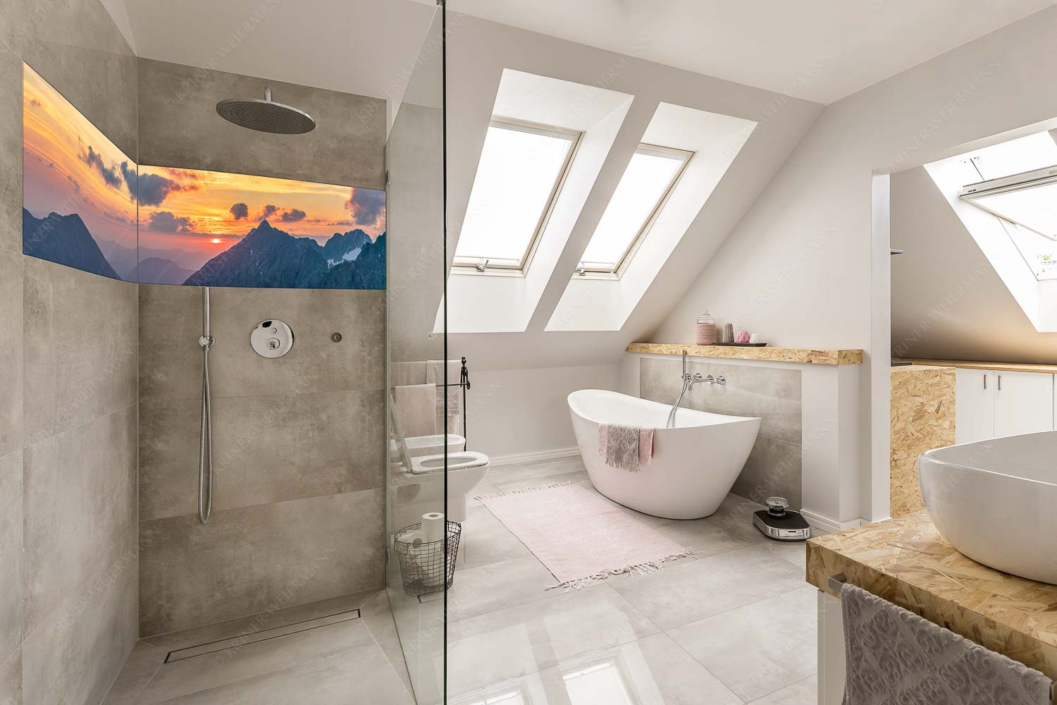 Feuerball erwacht – LED-Leuchtbild – 2-Teilig, Größe ca. 240x60cm, Seitenverhältnis 4:1 — Karwendel Sonnenaufgang Soiernspitze Wörner Sonnenaufgang über dem Karwendel mit Soiernspitze, Wörner und Hochkarspitze - Feuerball erwacht - LED-Leuchtbild - 2-Teilig, Größe ca. 240x60cm, Seitenverhältnis 4:1 - Karwendel Sonnenaufgang Soiernspitze Wörner - weitere Infos unter https://www.kriner-weiermann.de