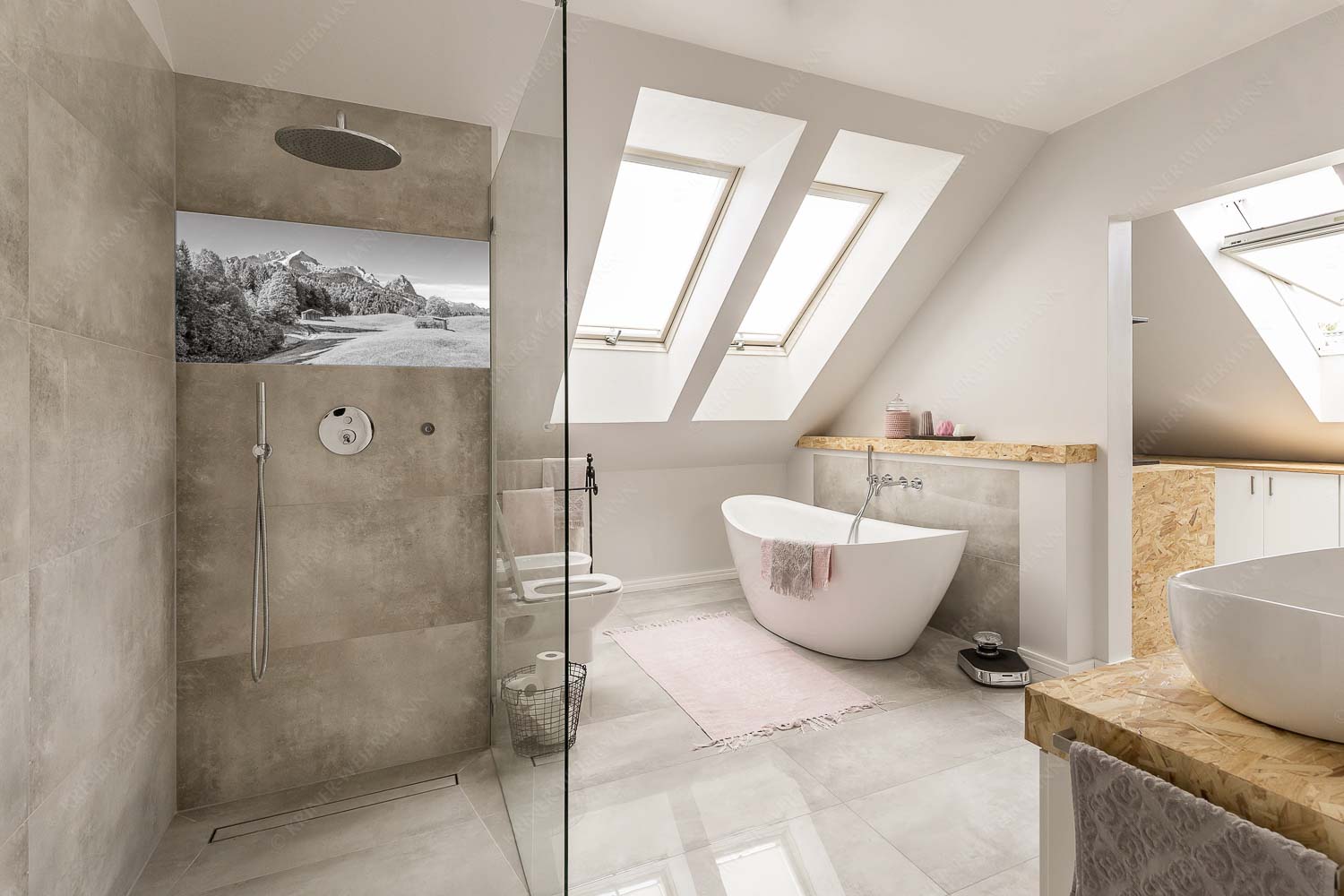 Herbstanfang – Glasbild – Größe ca. 100x50cm, Seitenverhältnis 2:1 — Alpspitze Zugspitze Waxenstein Wiesen bei Wamberg mit Blick zum Zugspitzmassiv - Herbstanfang - Glasbild - Größe ca. 100x50cm, Seitenverhältnis 2:1 - Alpspitze Zugspitze Waxenstein - weitere Infos unter https://www.kriner-weiermann.de